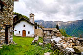 Valsesia, alpe di Cangello (Campertogno), l'oratorio di S. Bernardo 